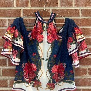 Flying Tomato Blouse Size‎ Small Off Shoulder Floral